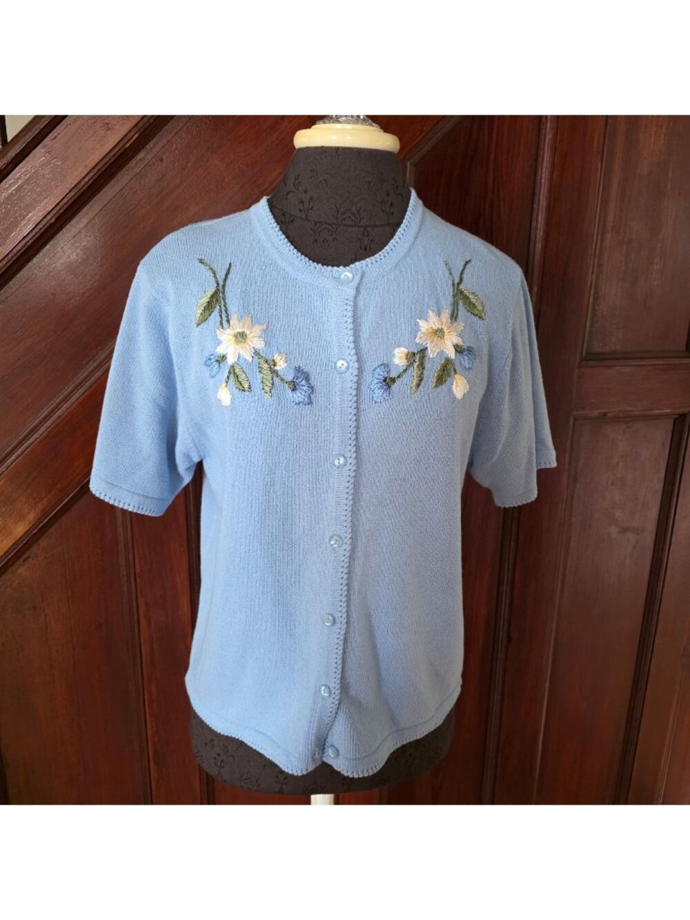 Appleseeds Blue Embroidered Floral Button-Up Cardigan Sweater Short Sleeve Mediu